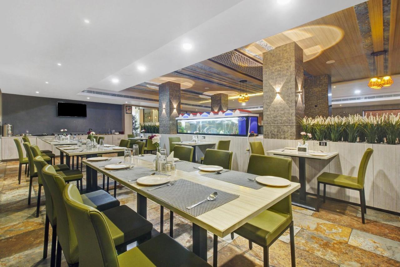 Collection O Hotel Swagath Pride Mancheral Экстерьер фото