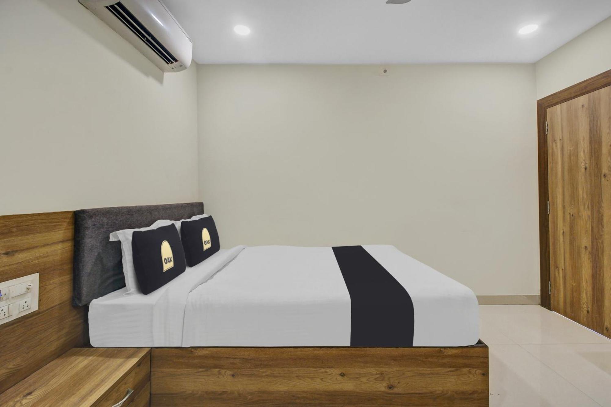 Collection O Hotel Swagath Pride Mancheral Экстерьер фото